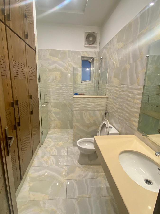 Luxury Guest House In Bahria Town Rawalpindi Esterno foto