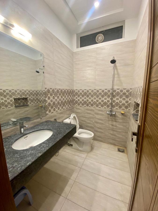 Luxury Guest House In Bahria Town Rawalpindi Esterno foto