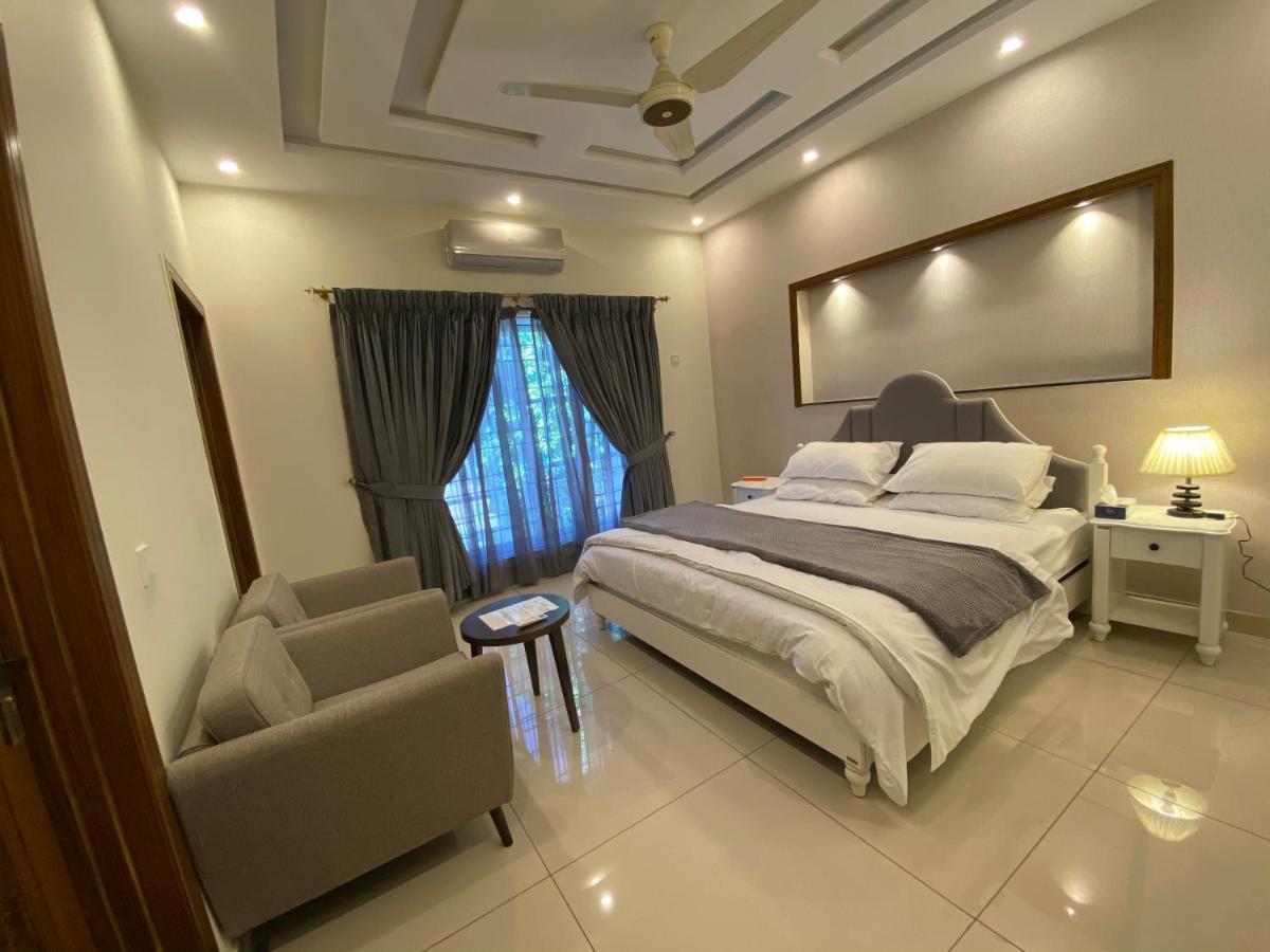 Luxury Guest House In Bahria Town Rawalpindi Esterno foto